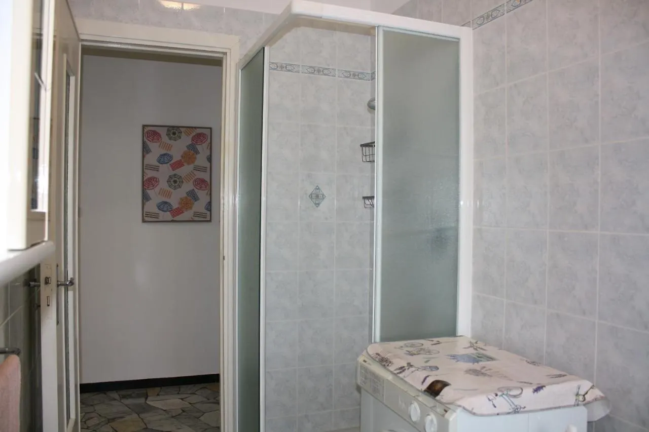 Casa Emma 400 Mt Dal Mare Apartment Spotorno Italy
