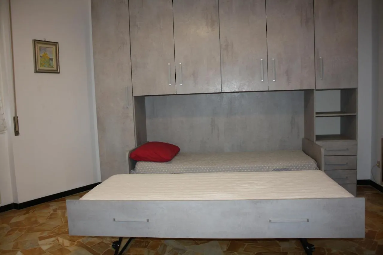 Casa Emma 400 Mt Dal Mare Apartment Spotorno